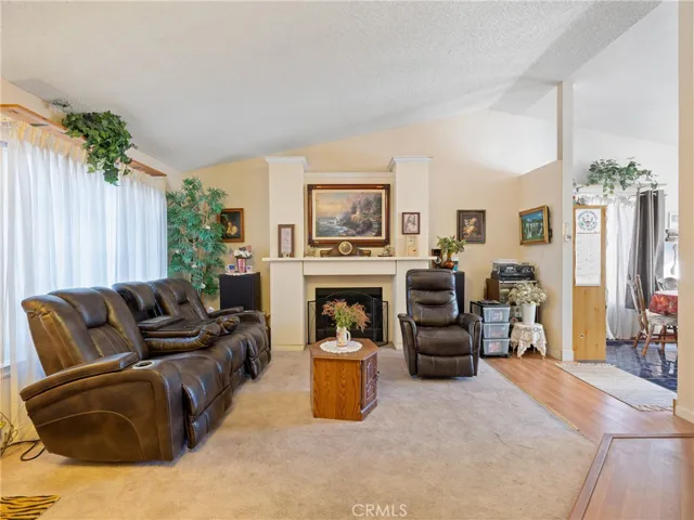 12791 Luna Road, Victorville, California 92392