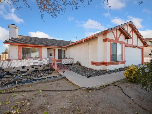 12791 Luna Road, Victorville, California 92392
