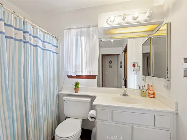 12791 Luna Road, Victorville, California 92392