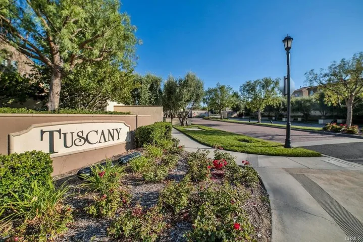 20115 Livorno Way, Porter Ranch, California 91326