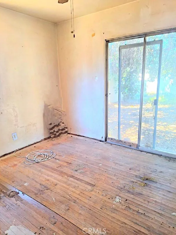 14655 Maclay Street, Mission Hills (san Fernando), California 91345 home-pic-15