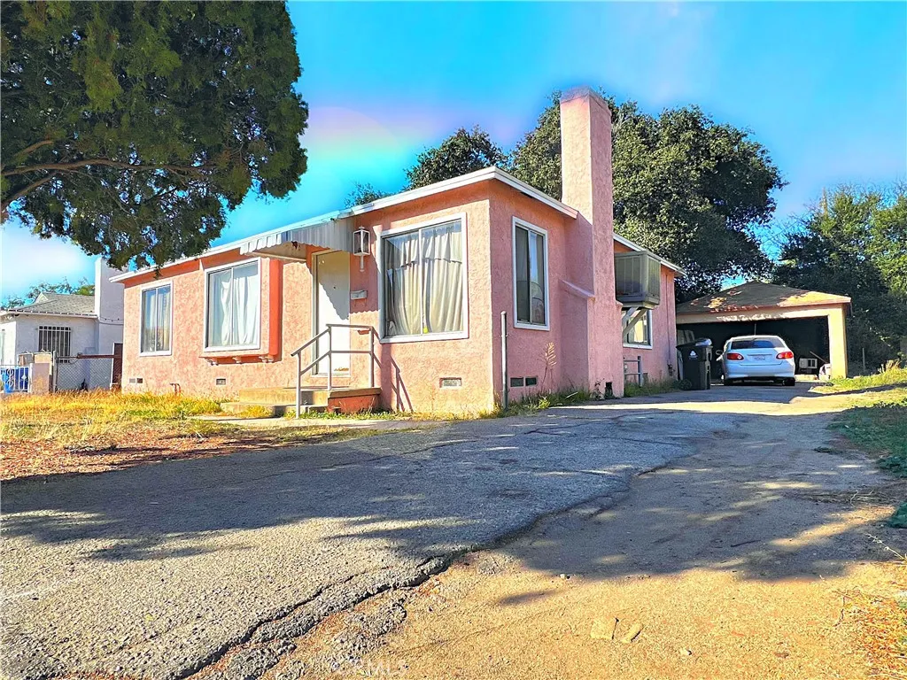 14655 Maclay Street, Mission Hills (san Fernando), California 91345 home-pic-0
