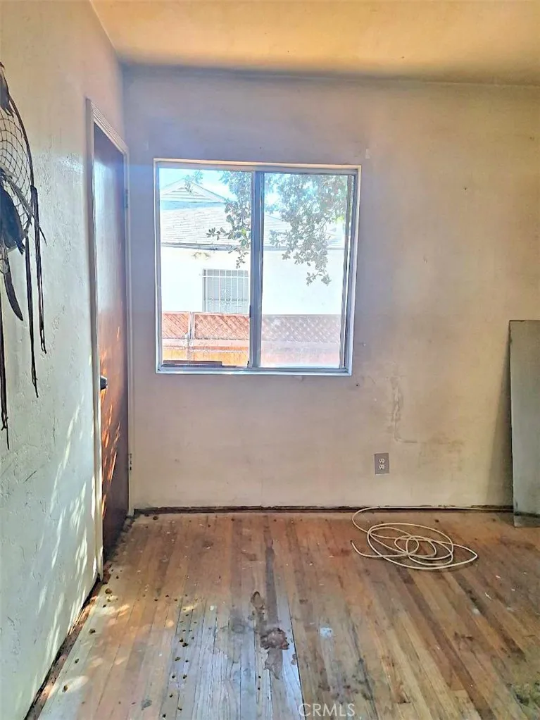 14655 Maclay Street, Mission Hills (san Fernando), California 91345 home-pic-14
