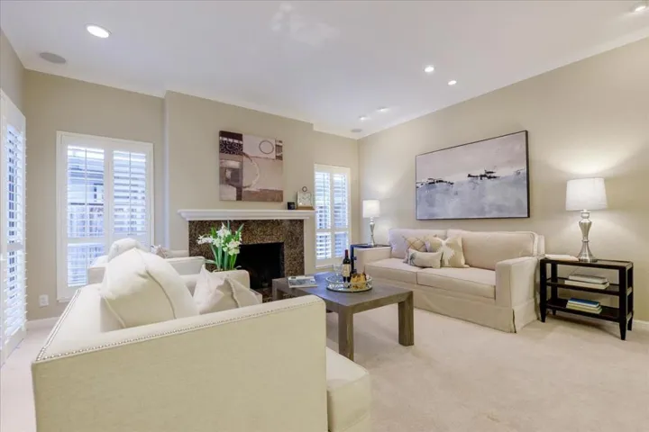 1465 Kentfield Avenue, Redwood City, California 94061