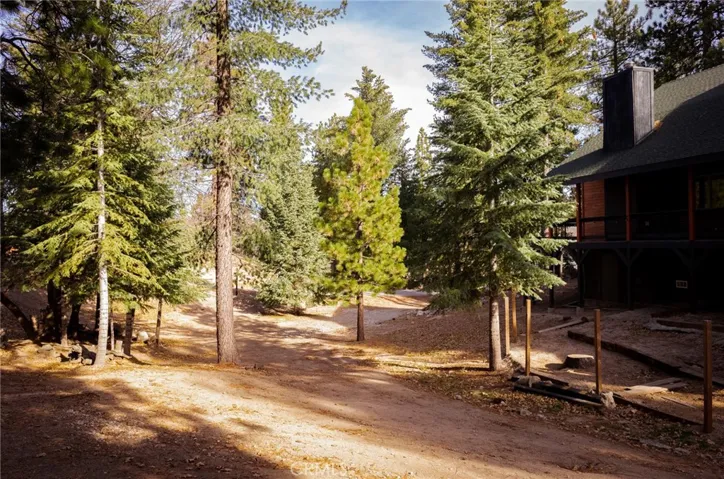 32355 Cape Horn Road, Running Springs, California 92382