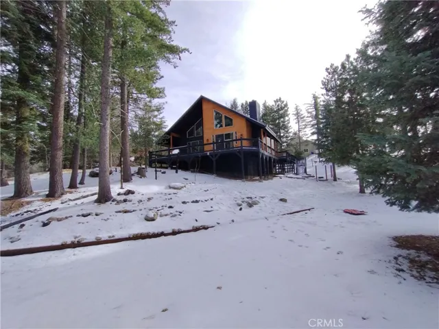 32355 Cape Horn Road, Running Springs, California 92382