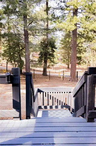 32355 Cape Horn Road, Running Springs, California 92382