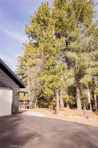 32355 Cape Horn Road, Running Springs, California 92382