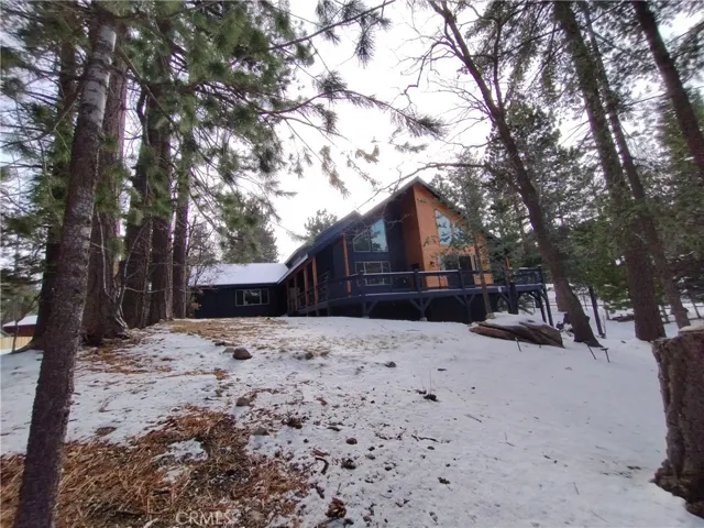 32355 Cape Horn Road, Running Springs, California 92382