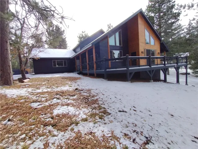 32355 Cape Horn Road, Running Springs, California 92382