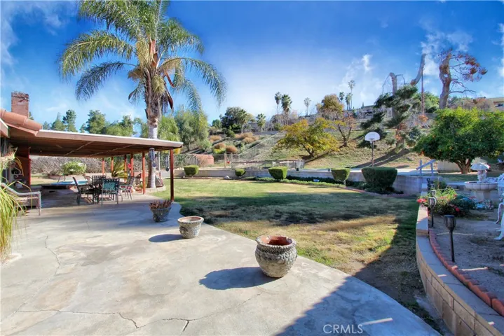 12409 Windsor Drive, Yucaipa, California 92399