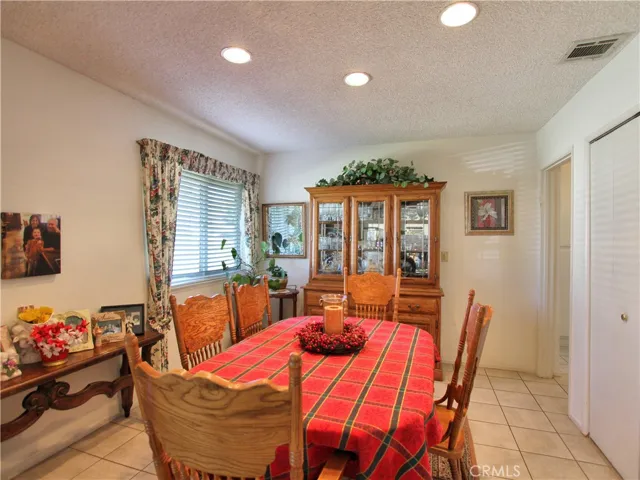 12409 Windsor Drive, Yucaipa, California 92399