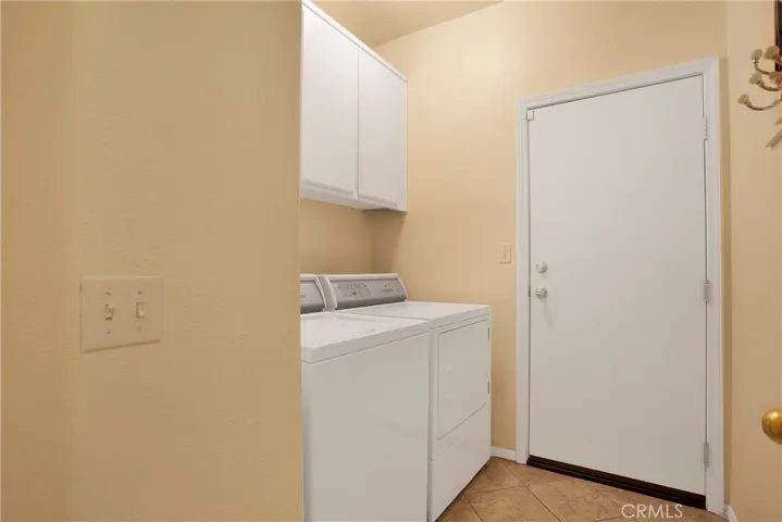 13031 Nelliebell Drive, Victorville, California 92392