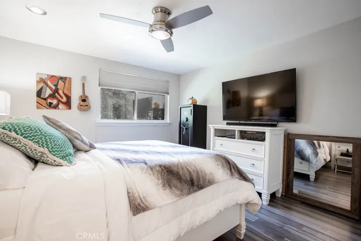 24773 Sand Wedge Lane, Valencia, California 91355