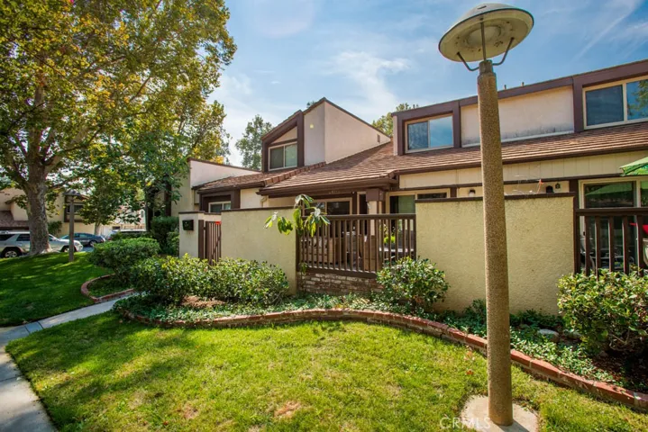 24773 Sand Wedge Lane, Valencia, California 91355