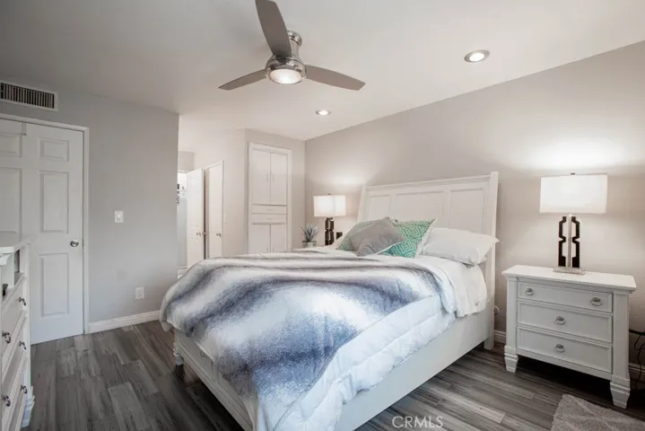 24773 Sand Wedge Lane, Valencia, California 91355