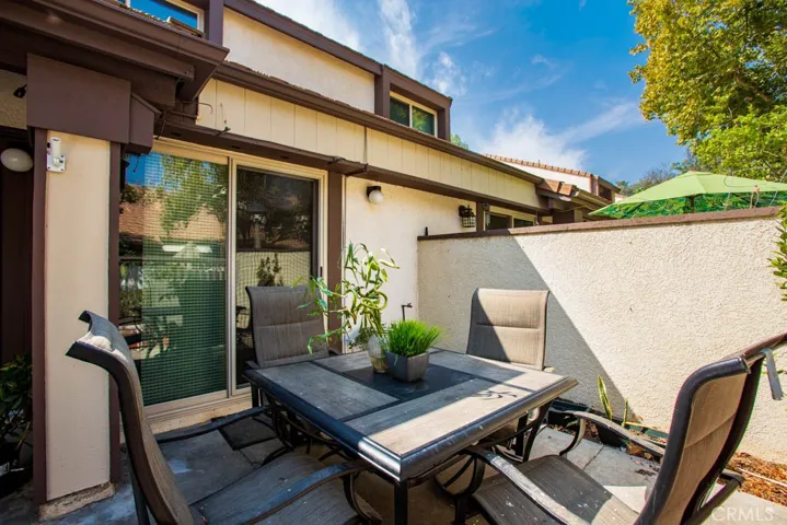 24773 Sand Wedge Lane, Valencia, California 91355