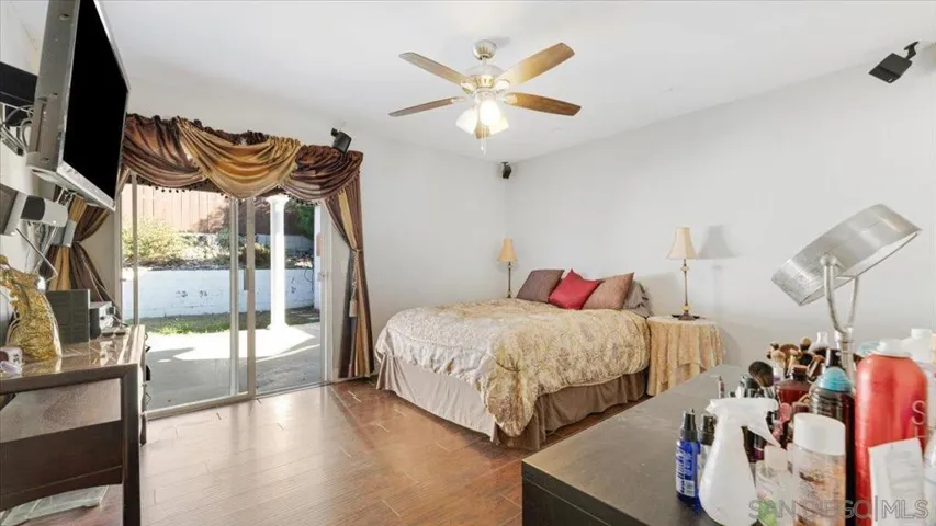 331 Treewood, San Diego, California 92114
