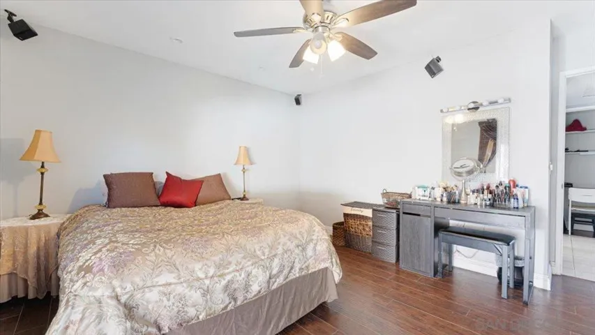 331 Treewood, San Diego, California 92114