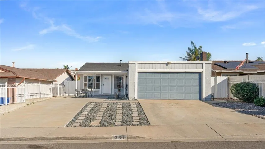 331 Treewood, San Diego, California 92114
