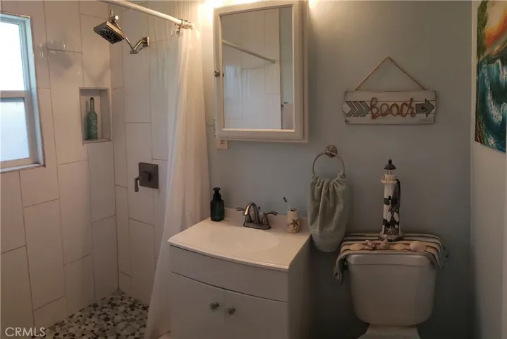 970 W 19th Street, Costa Mesa, California 92627