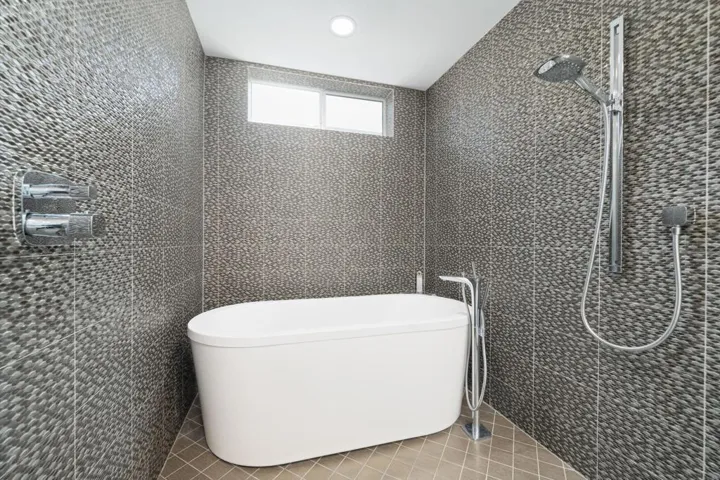 45-web-or-mls-GMDane_2023_045 2023-06-23