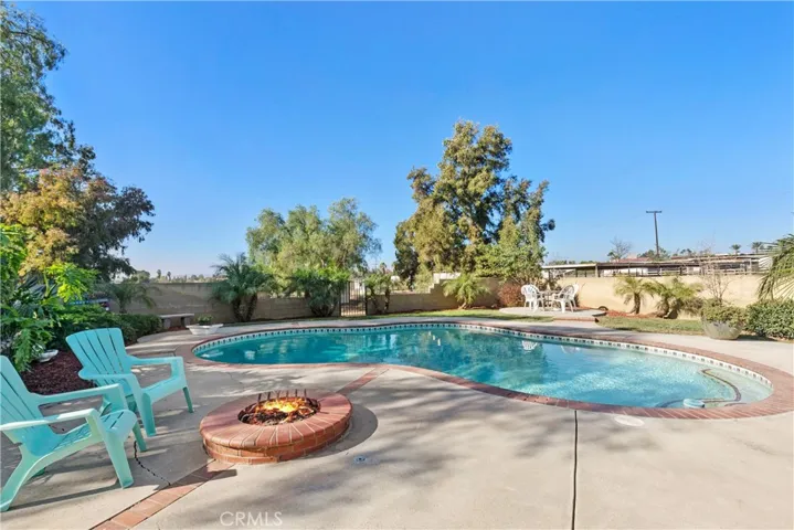 2340 Mountain Avenue, Norco, California 92860