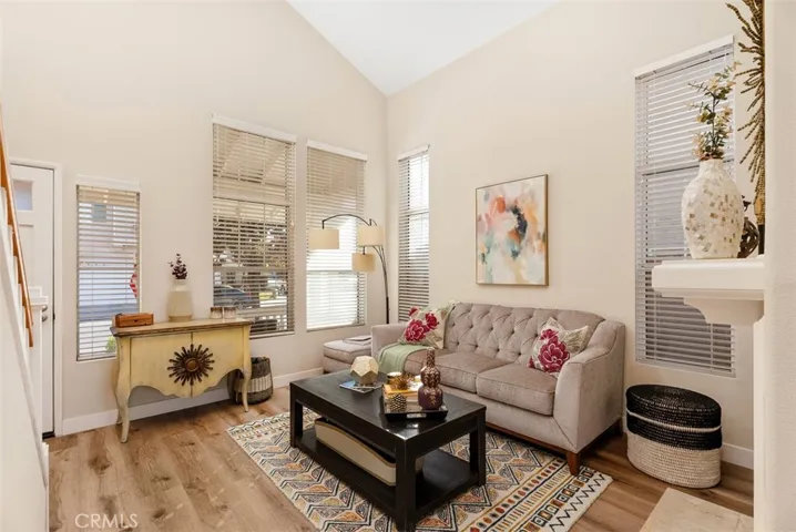 41 Acorn Ridge, Rancho Santa Margarita, California 92688