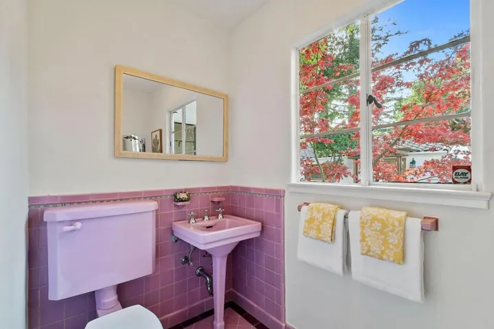 780 Hamilton Avenue, Palo Alto, California 94301