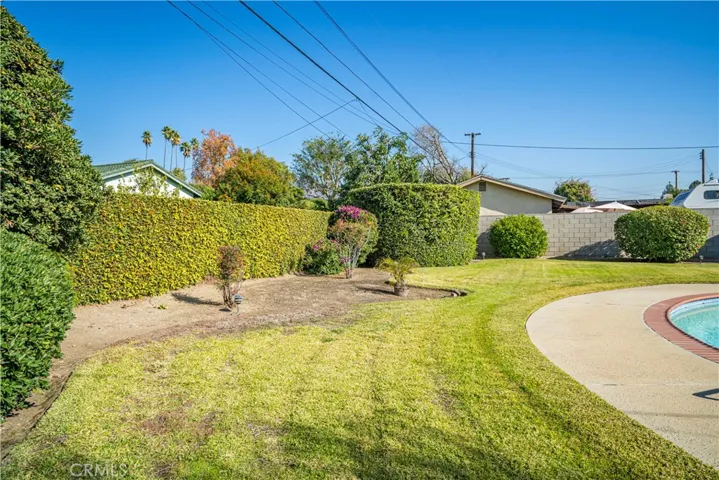 727 E Myrtle Avenue, Glendora, California 91741