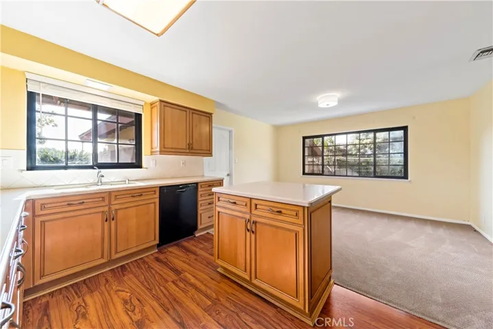 727 E Myrtle Avenue, Glendora, California 91741
