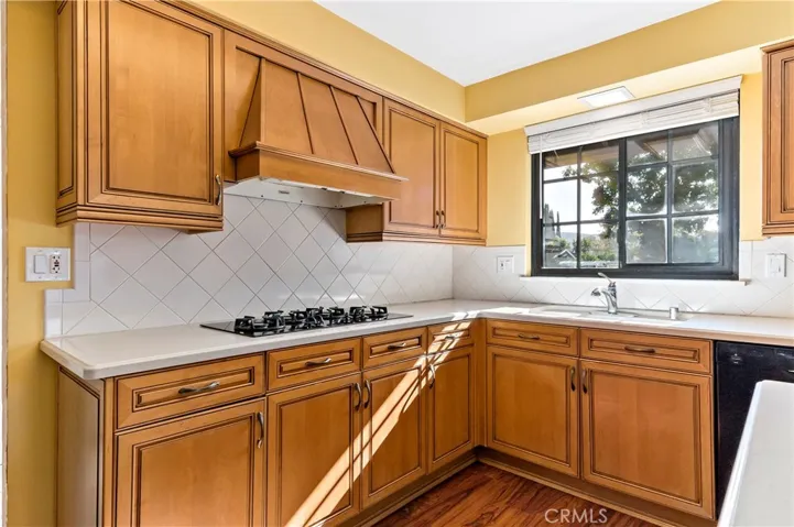 727 E Myrtle Avenue, Glendora, California 91741