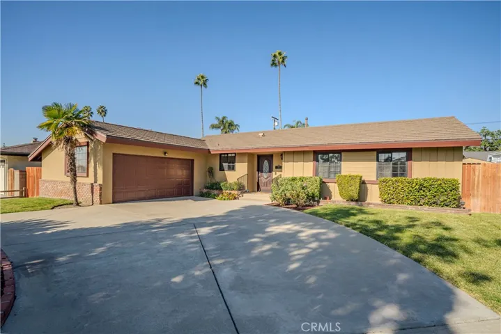 727 E Myrtle Avenue, Glendora, California 91741