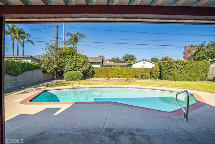 727 E Myrtle Avenue, Glendora, California 91741