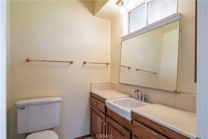 727 E Myrtle Avenue, Glendora, California 91741