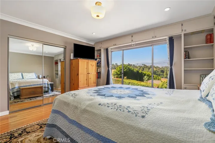 175 Sequoia Drive, Pasadena, California 91105