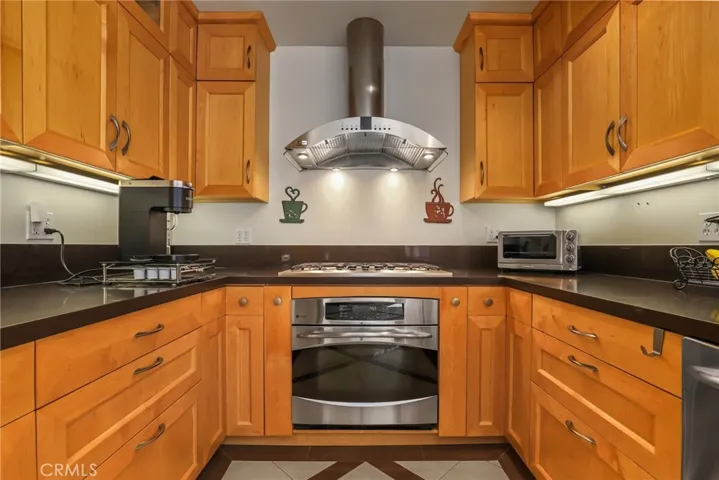 175 Sequoia Drive, Pasadena, California 91105