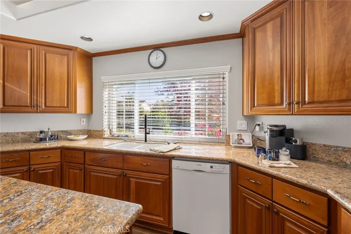 1350 Lupine Hills Drive, Vista, California 92081
