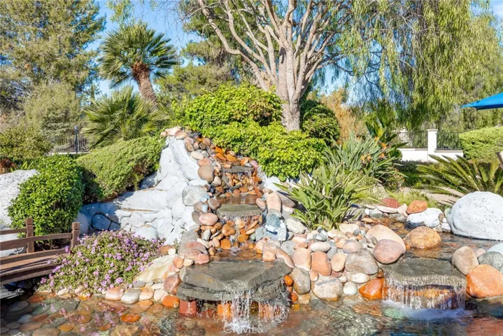 1350 Lupine Hills Drive, Vista, California 92081