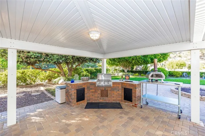1350 Lupine Hills Drive, Vista, California 92081