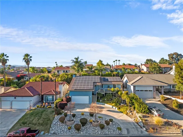 29741 Yellow Gold Drive, Canyon Lake, California 92587