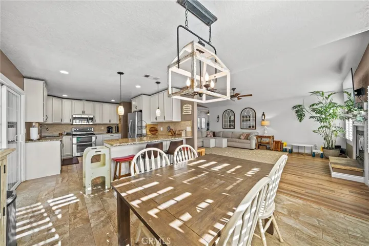 29741 Yellow Gold Drive, Canyon Lake, California 92587