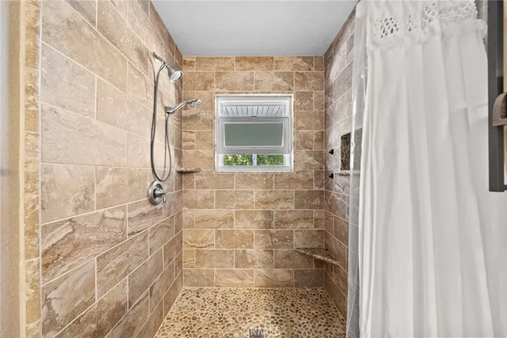 29741 Yellow Gold Drive, Canyon Lake, California 92587