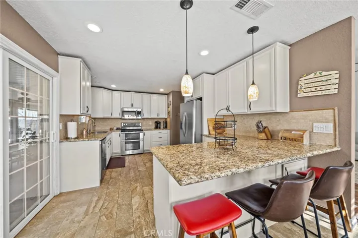 29741 Yellow Gold Drive, Canyon Lake, California 92587
