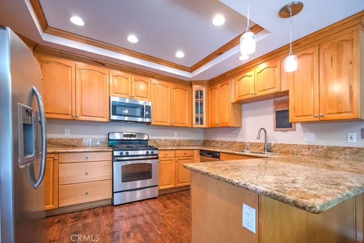 5 Woodland Drive, Irvine, California 92604