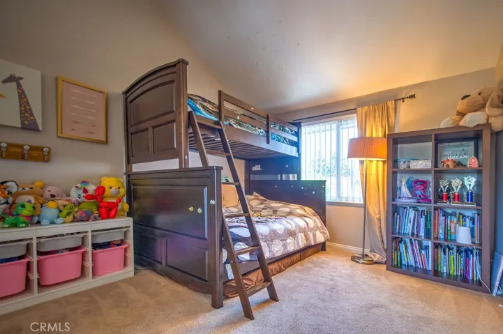 5 Woodland Drive, Irvine, California 92604