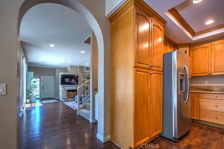 5 Woodland Drive, Irvine, California 92604