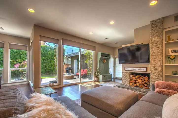 5 Woodland Drive, Irvine, California 92604
