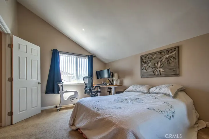 5 Woodland Drive, Irvine, California 92604