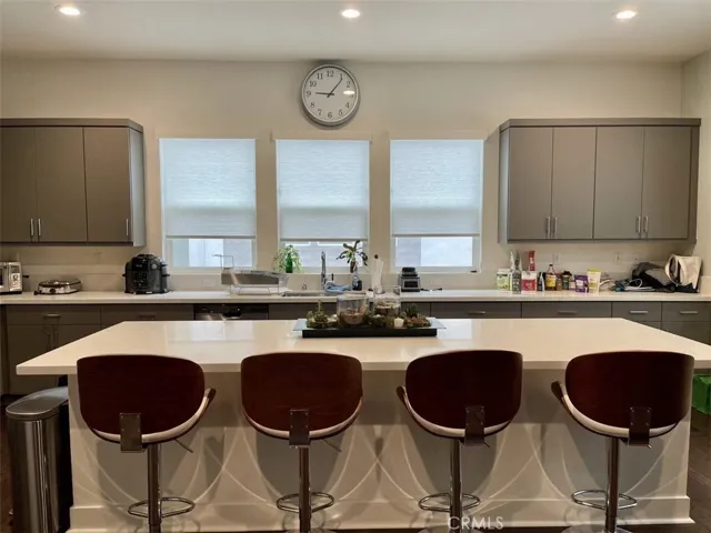 Friends & family casual dining
